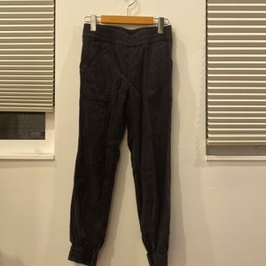 Aritzia Community cargo pants.